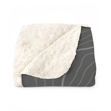 Carica l'immagine nel visualizzatore di Gallery, "Explore" Sherpa Fleece Blanket
