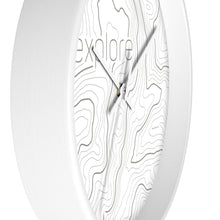 Carica l'immagine nel visualizzatore di Gallery, "Explore" Wall Clock
