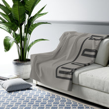Carregar imagem no visualizador da galeria, "Hope" Sherpa Fleece Blanket
