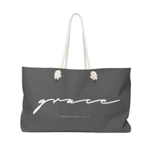 Laden Sie das Bild in den Galerie-Viewer, "Grace" Weekender Bag
