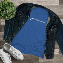 Laden Sie das Bild in den Galerie-Viewer, "Grace" Women's Soft Tri-Blend Tee
